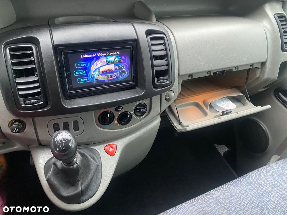 Renault Trafic - 30