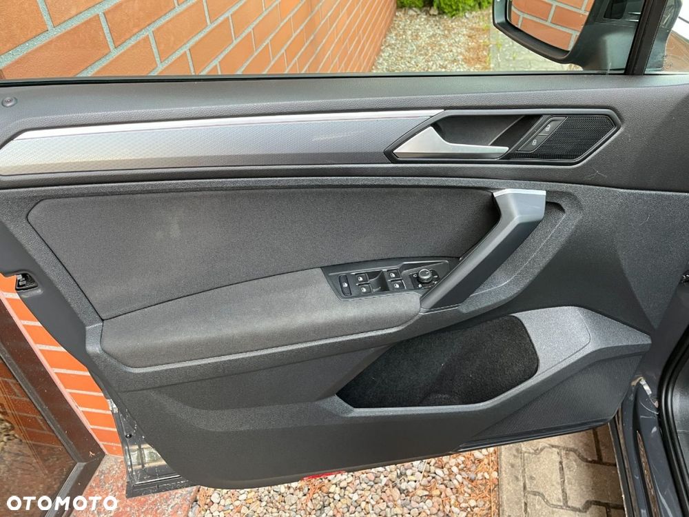 Volkswagen Tiguan 2.0 TDI SCR DSG ACTIVE - 23