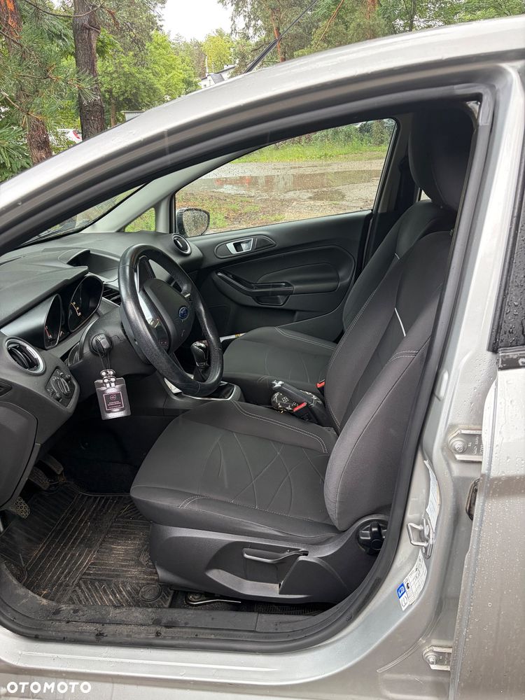 Ford Fiesta - 8