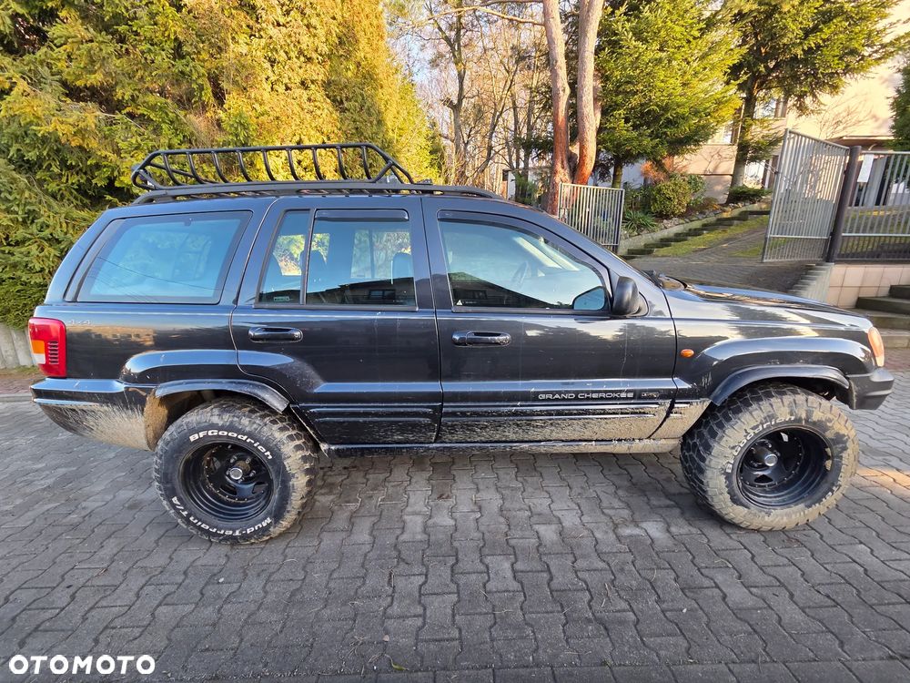 Jeep Grand Cherokee - 17