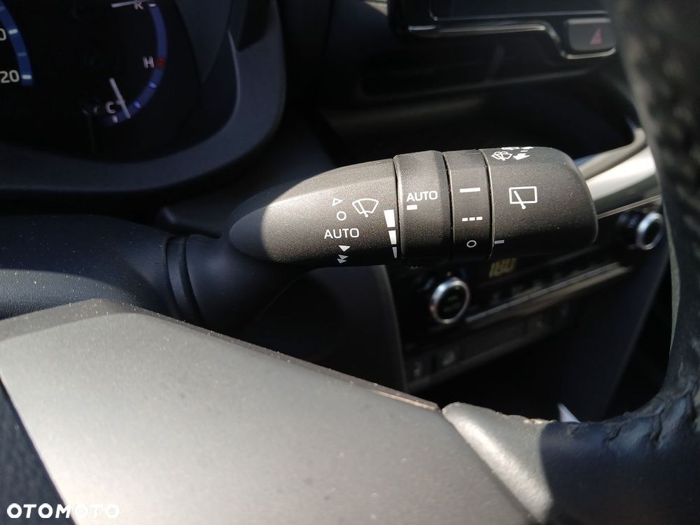 Toyota Yaris Cross Hybrid 1.5 Comfort 4x4 - 25