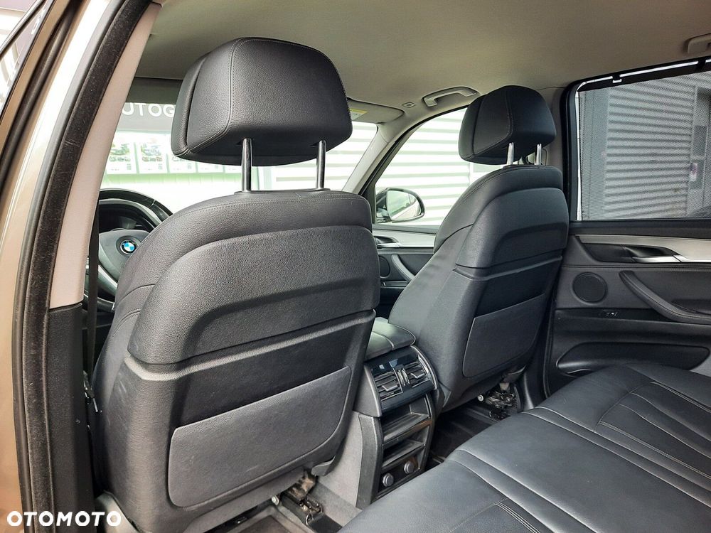 BMW X5 xDrive25d - 16