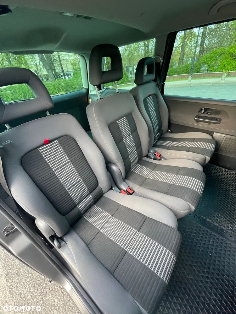 Volkswagen Sharan 1.9 TDI Comfortline Tiptr - 14