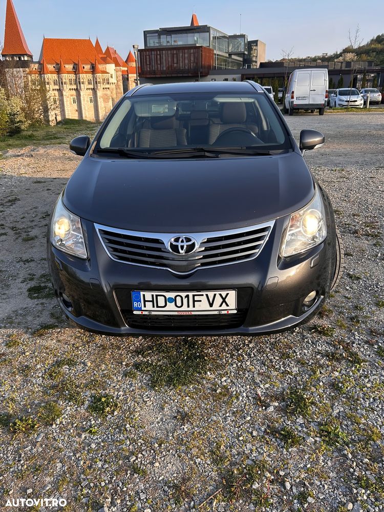 Toyota Avensis 2.0 D-4D Executive - 2