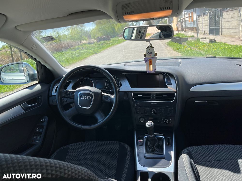 Audi A4 2.0 TDI B8 - 7