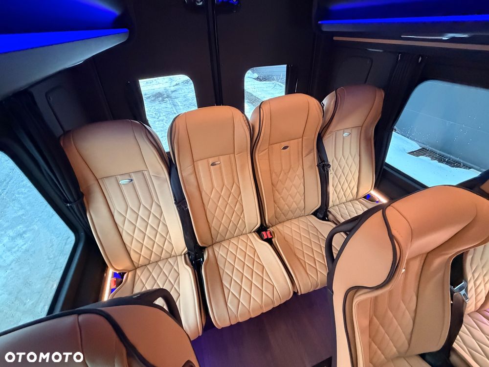 Mercedes-Benz Sprinter 519 - 13