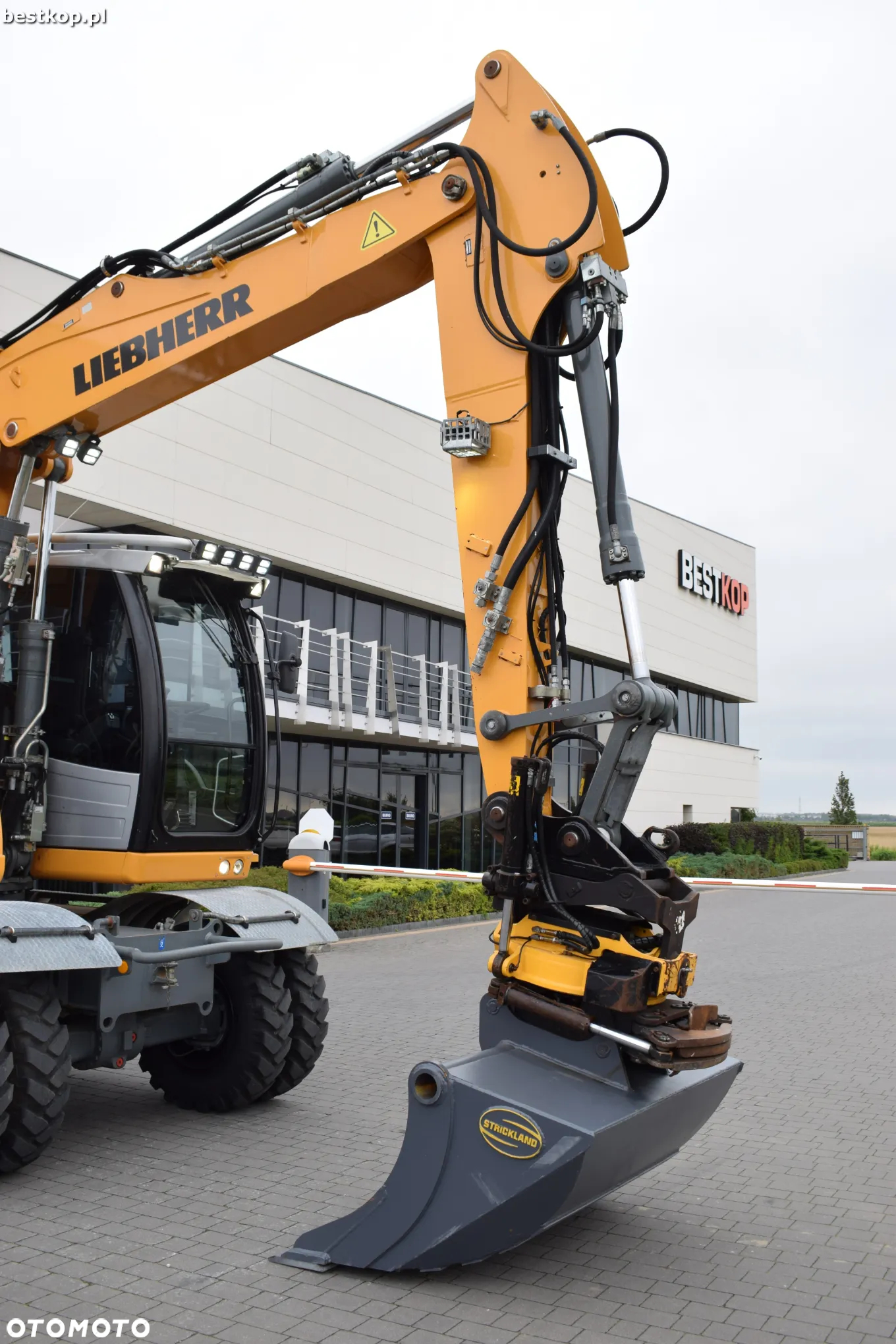 Liebherr A918 Compact Litronic - 23