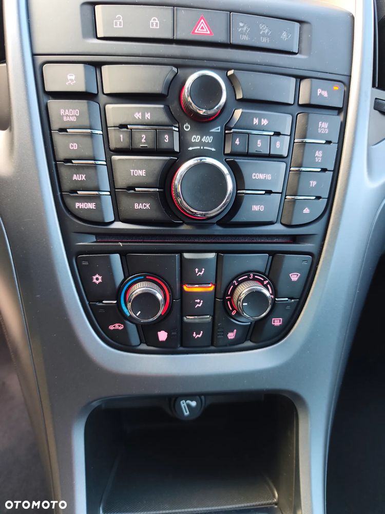 Opel Astra - 16