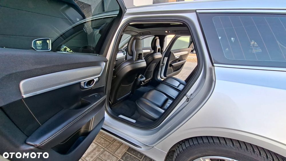 Volvo V90 D4 Inscription - 19