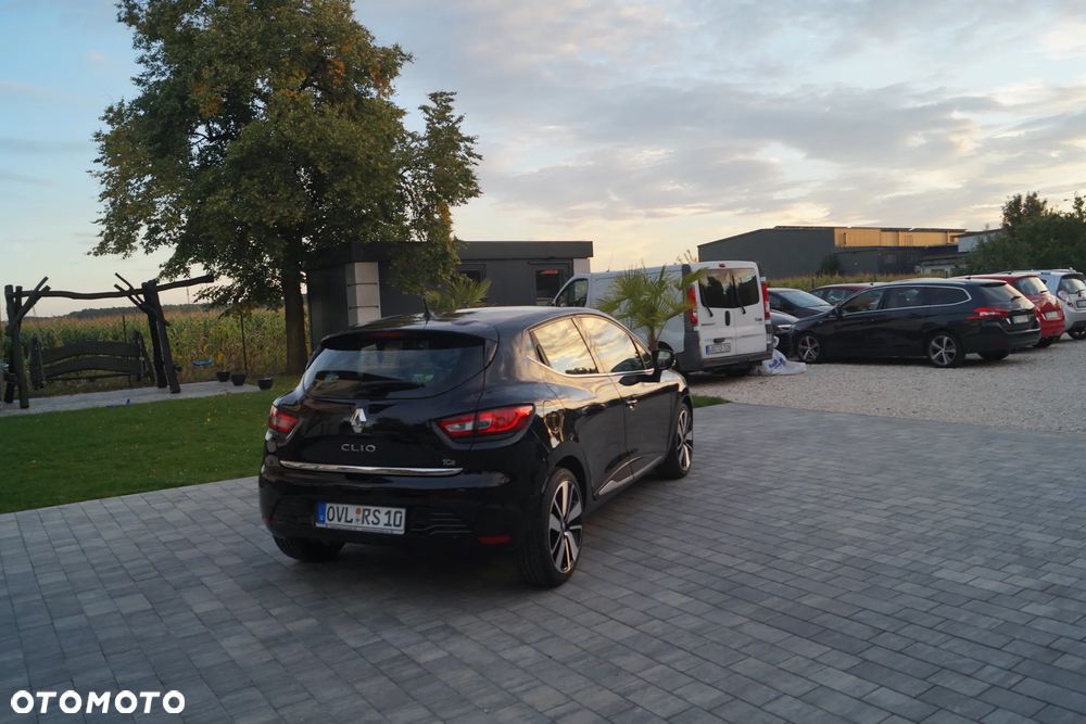 Renault Clio - 30
