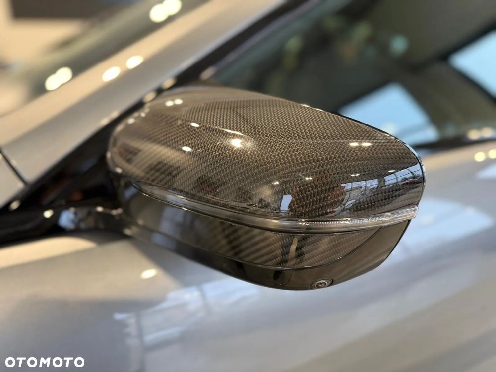 BMW M8 Competition - 24