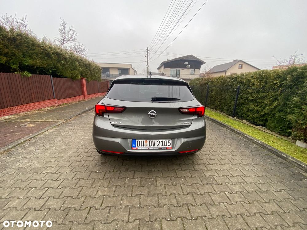 Opel Astra 1.4 T Enjoy S&S - 9
