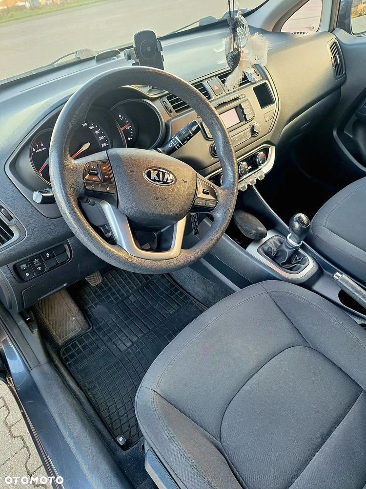 Kia Rio 1.4 M (klm) - 24