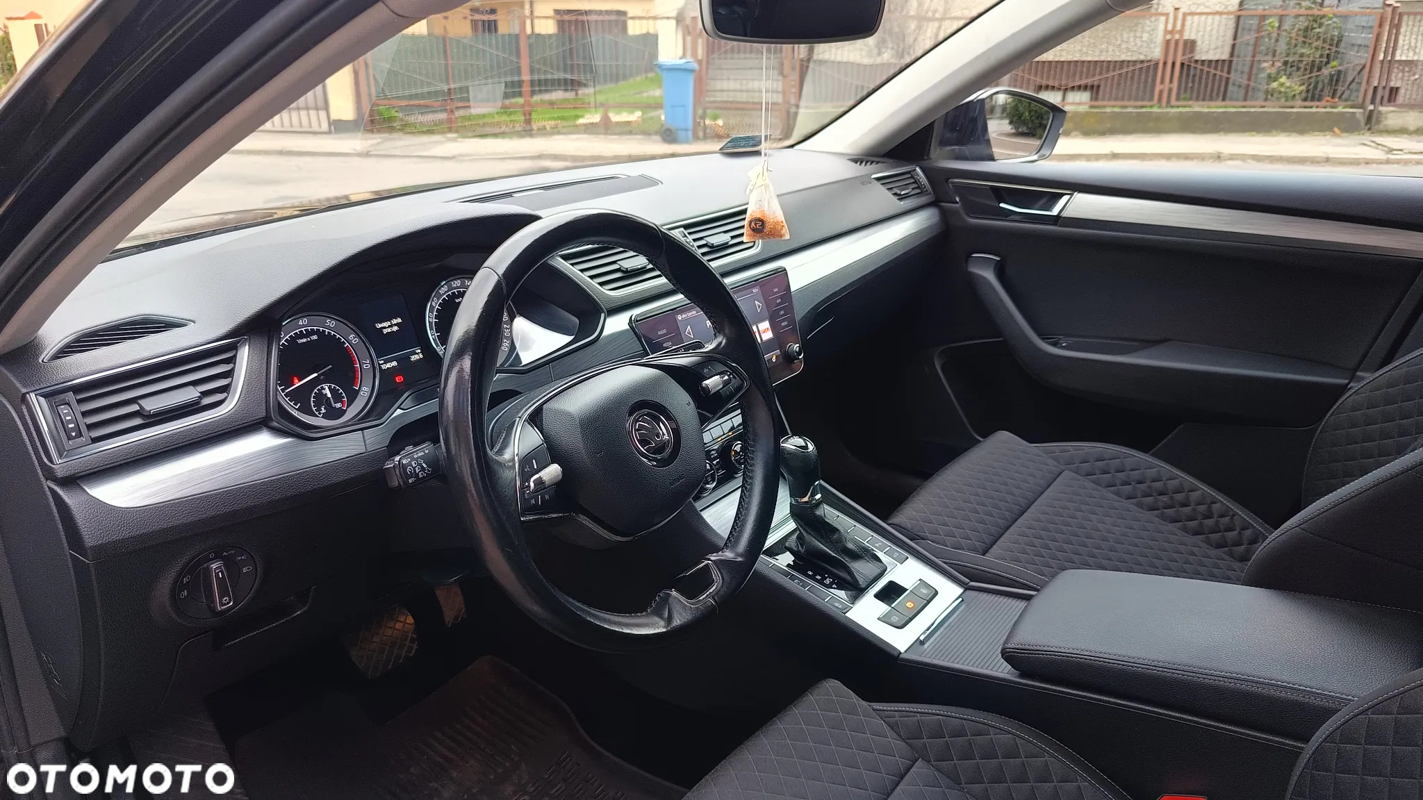 Skoda Superb 2.0 TSI Ambition DSG - 4
