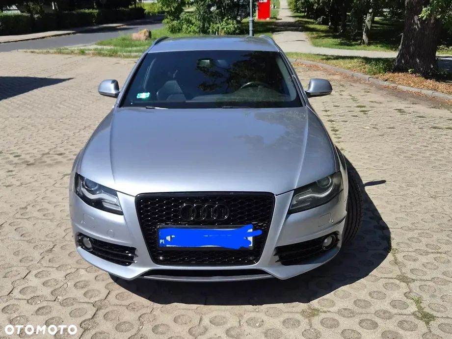 Audi A4 Avant - 32