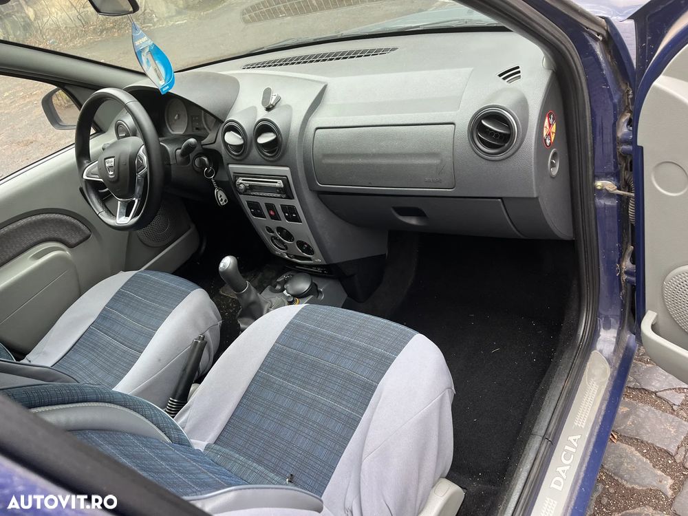 Dezmembrez Dacia Logan 1 2007 albastru 1,4 MPI OV61H - 9