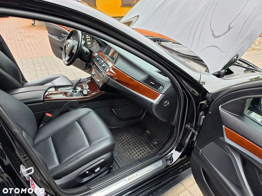 BMW Seria 5 - 25