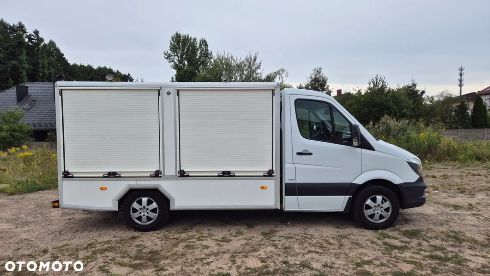 Mercedes-Benz SPRINTER - 4