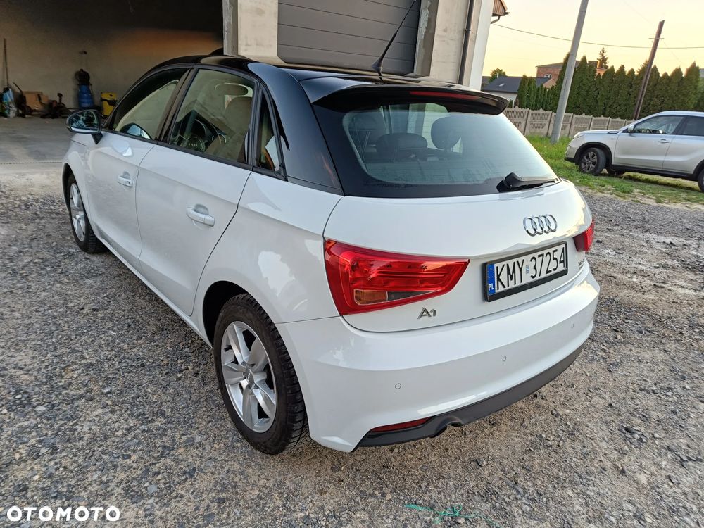Audi A1 Sportback 1.0 TFSI ultra - 4