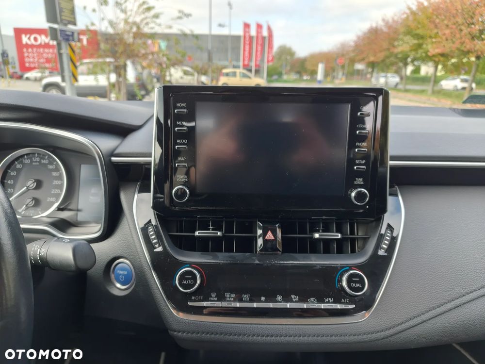 Toyota Corolla 1.8 Hybrid Comfort - 19