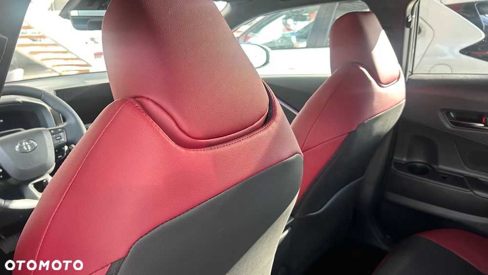 Toyota C-HR 2.0 PHEV Dynamic Force Tokyo Edition - 11