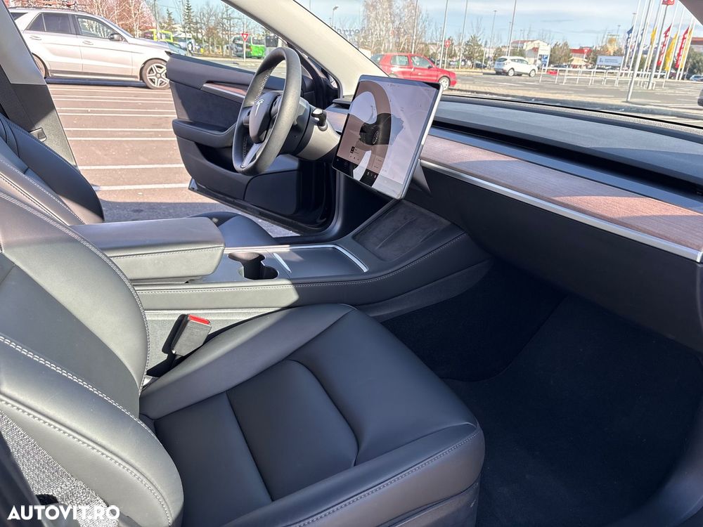 Tesla Model 3 Langstreckenbatterie Allradantrieb Dual Motor - 12