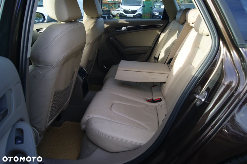 Audi A4 Avant 3.0 TDI DPF quattro S tronic Ambiente - 27