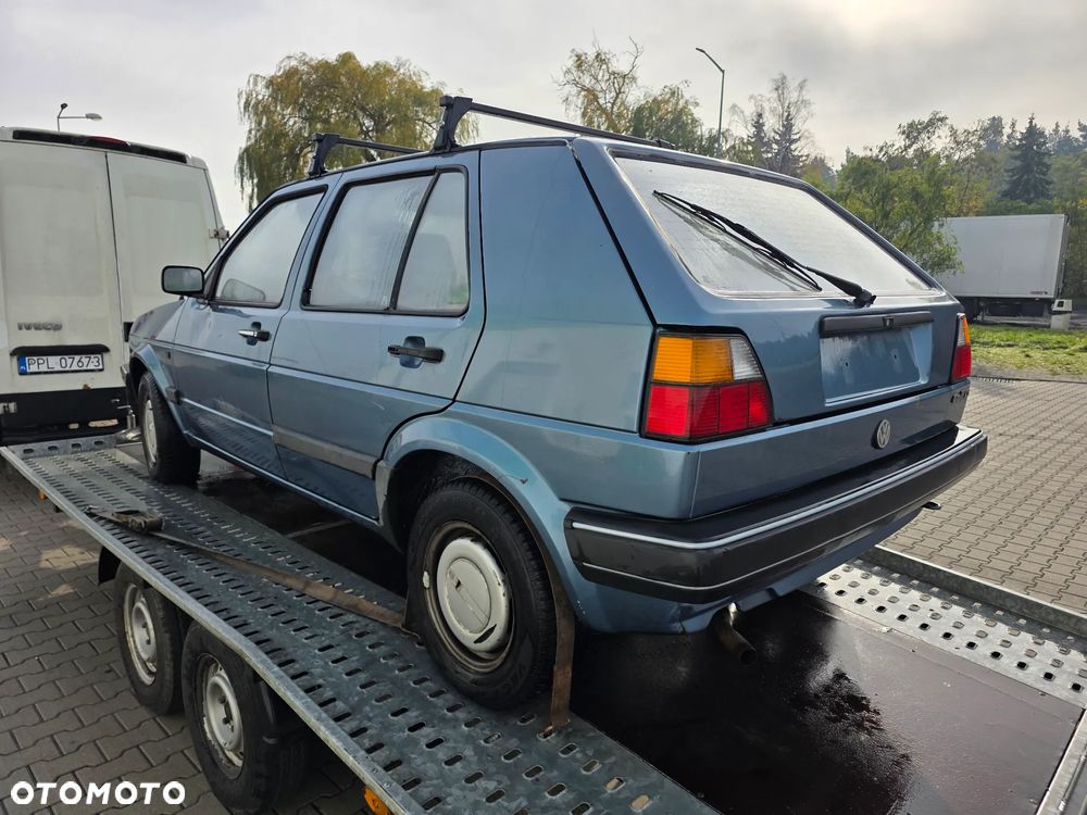 Volkswagen Golf - 4