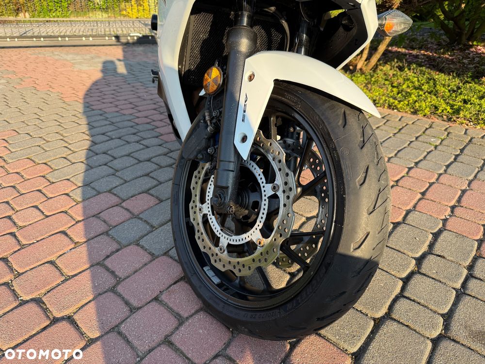 Honda CBR - 9