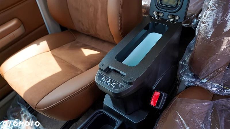 Toyota Land Cruiser 2.8 D-4D Mild-Hybrid Automatik Executive - 17