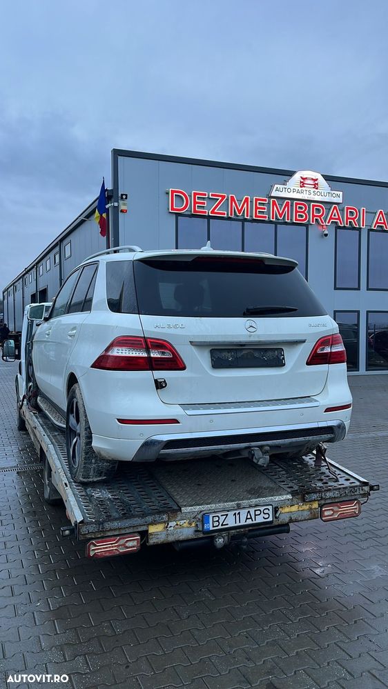 Dezmembram Mercedes Benz ML 3.0 diesel din 2014 - 1