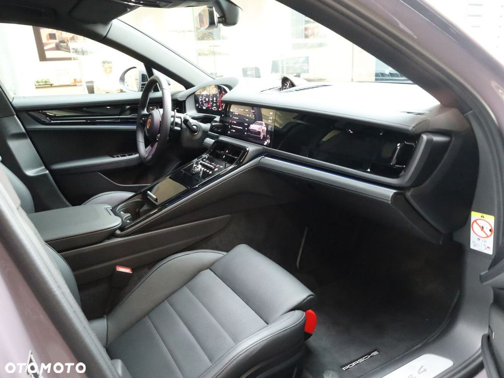 Porsche Panamera - 13
