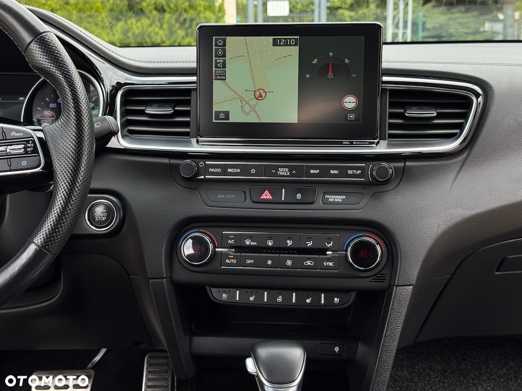 Kia ProCeed 1.4 T-GDI GT Line DCT - 24