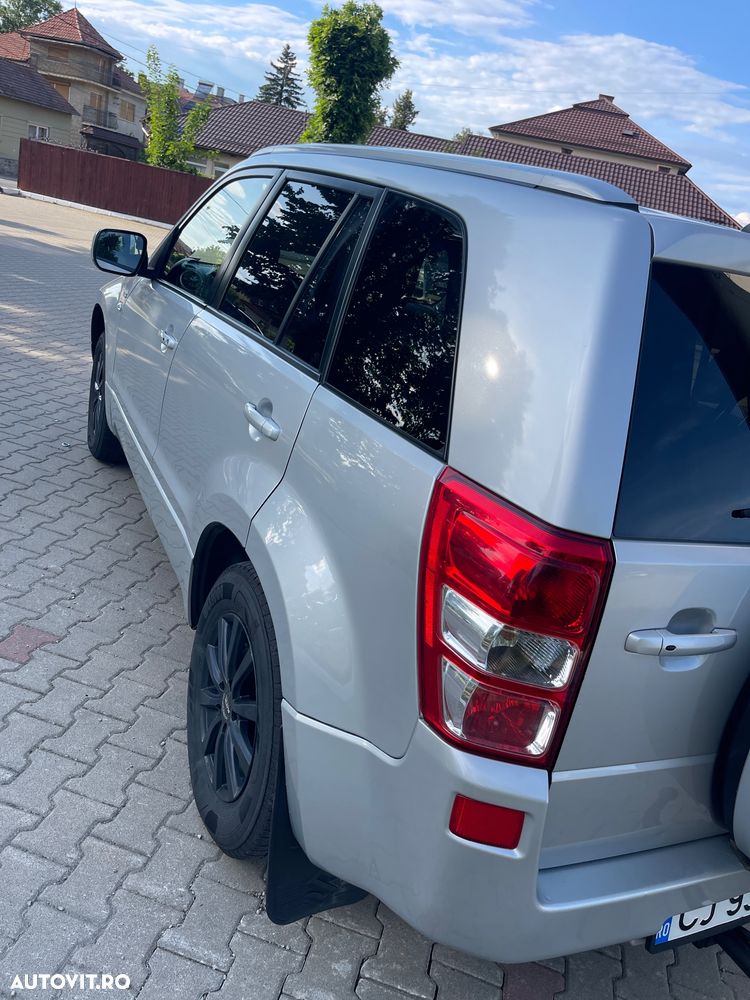 Suzuki Grand Vitara 1.9 DDIS JLX Navi - 3