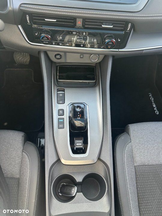 Nissan Qashqai - 16