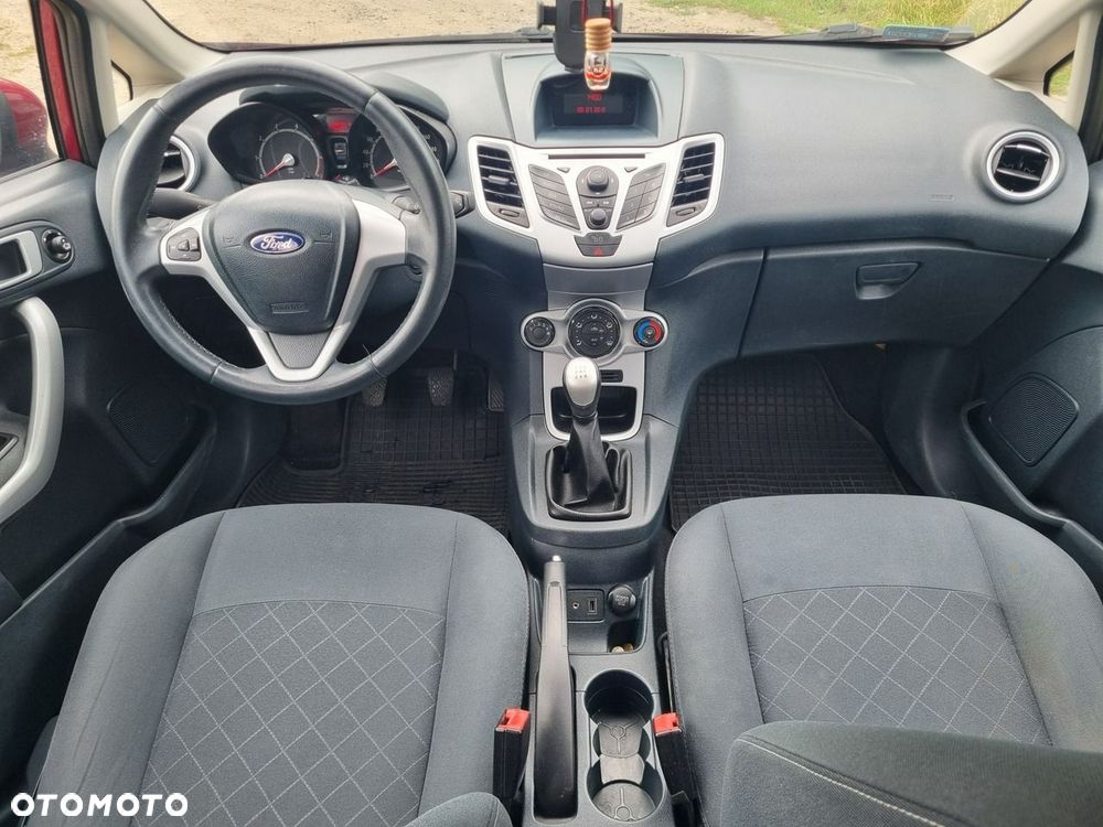 Ford Fiesta 1.25 Silver X (Ambiente) EU6 - 16