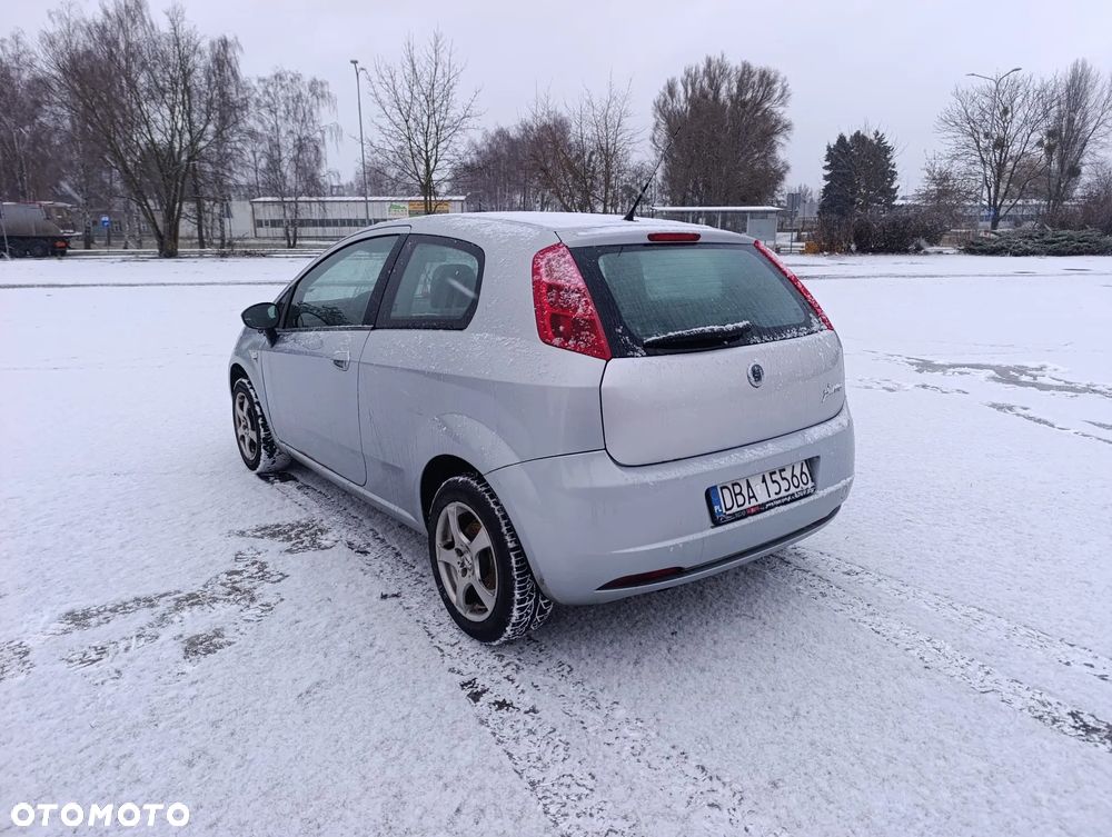 Fiat Grande Punto 1.4 8V Emotion - 2