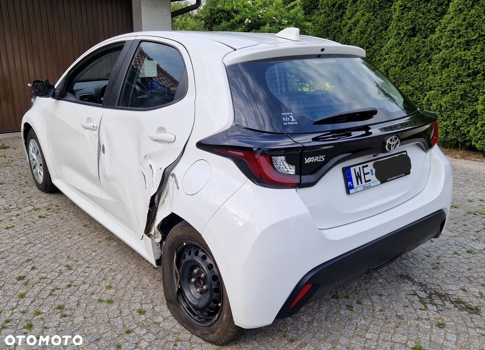 Toyota Yaris - 5