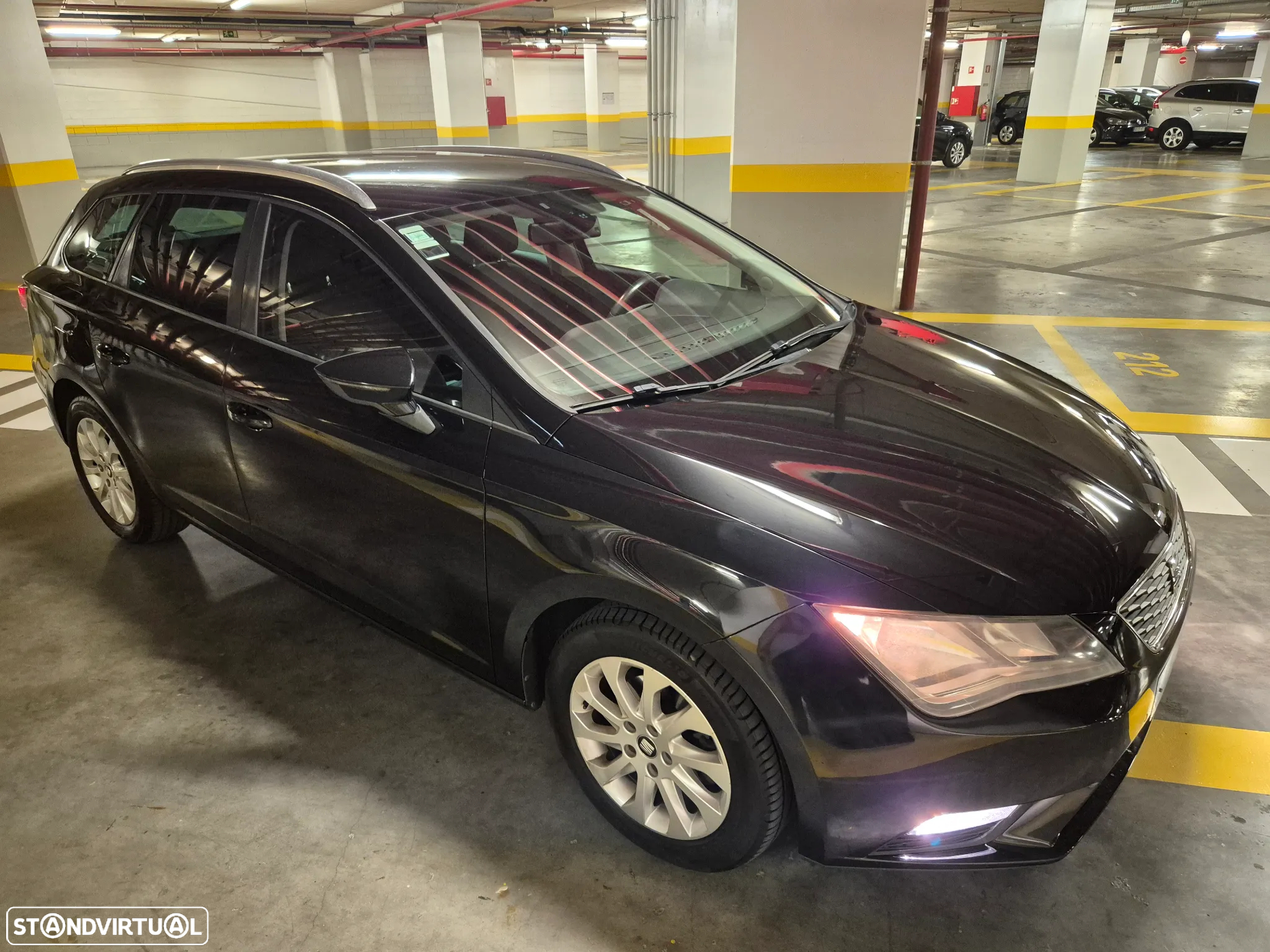 SEAT Leon ST 1.6 TDI Style Ecomotive - 10