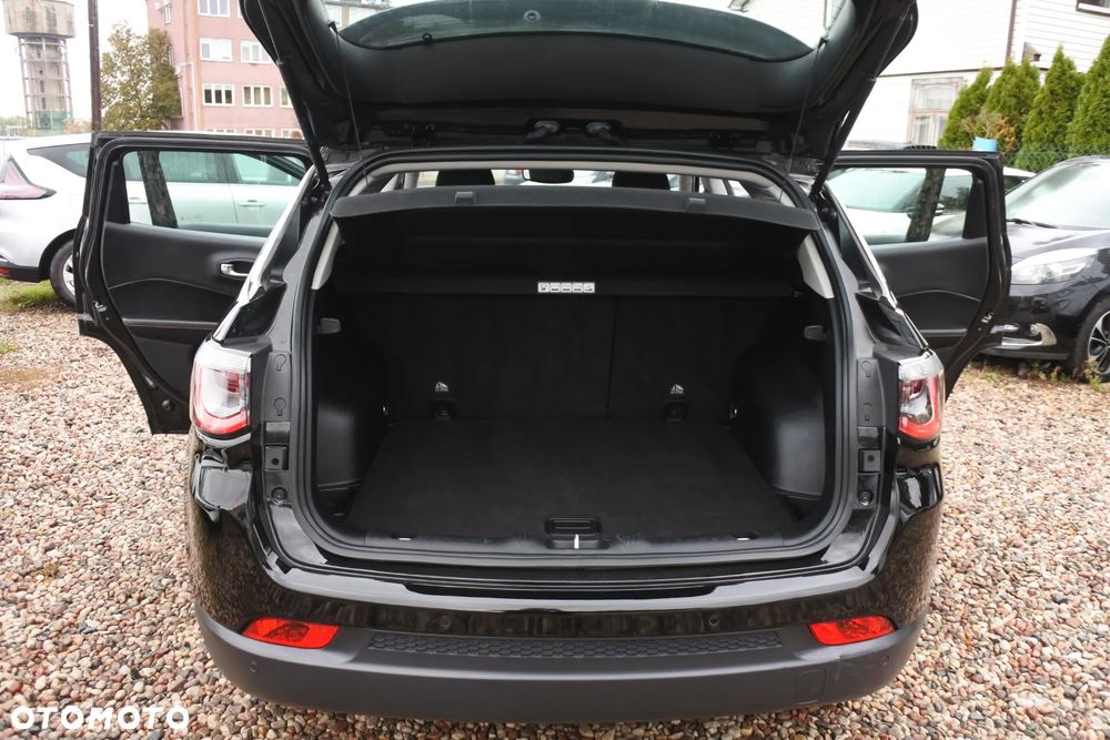 Jeep Compass 1.4 MultiAir Longitude - 11