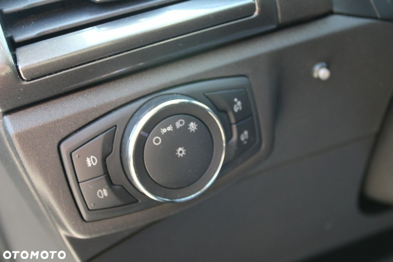 Ford Mondeo - 19
