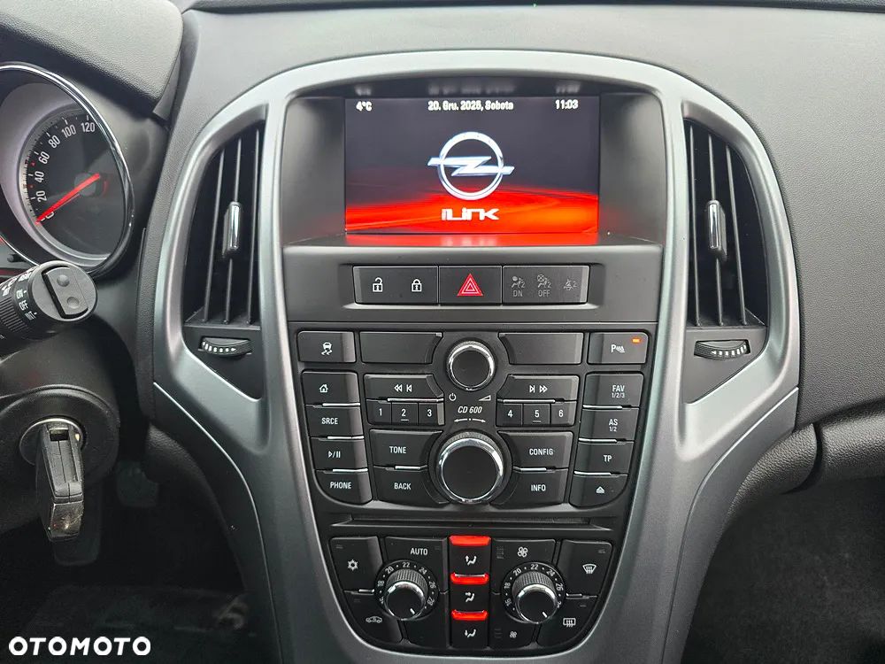 Opel Astra 1.4 Turbo Cosmo - 29