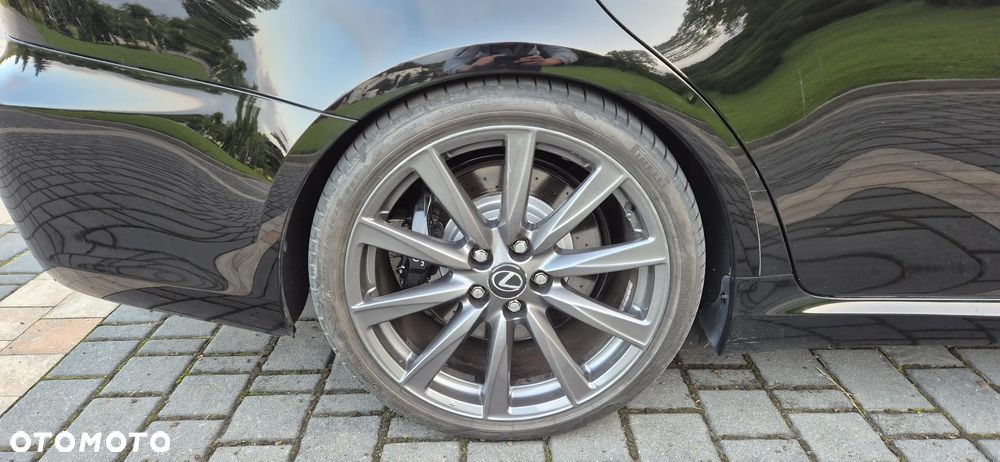 Lexus IS - 22