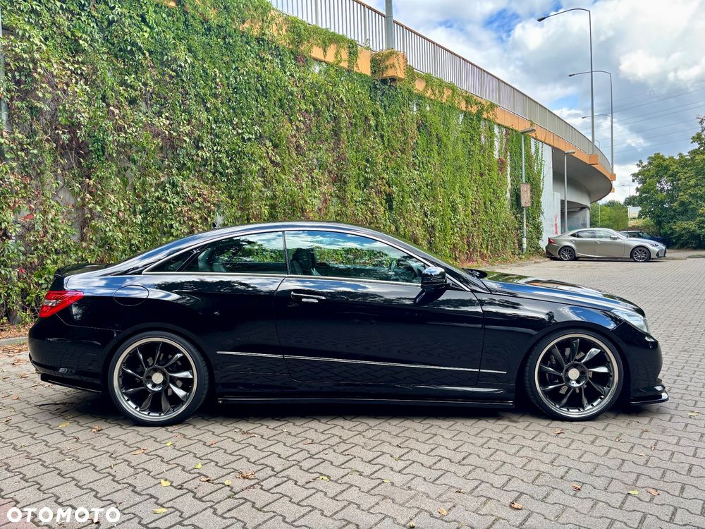Mercedes-Benz Klasa E 350 CDI DPF Coupe BlueEFFICIENCY 7G-TRONIC Elegance - 7
