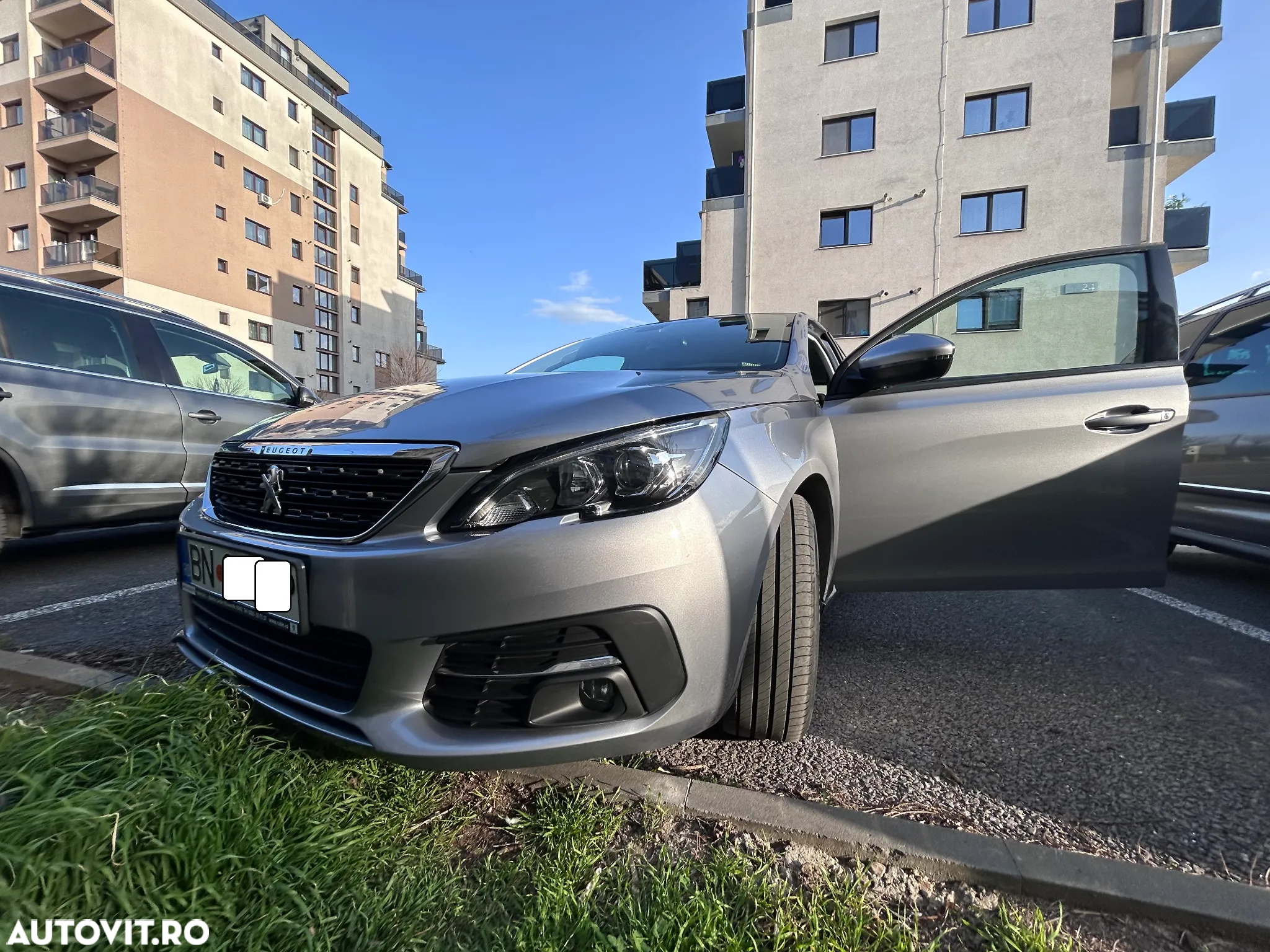 Peugeot 308 1.2 L PureTech Turbo S&S Active Pack - 12