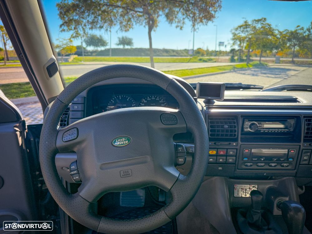 Land Rover Discovery - 27