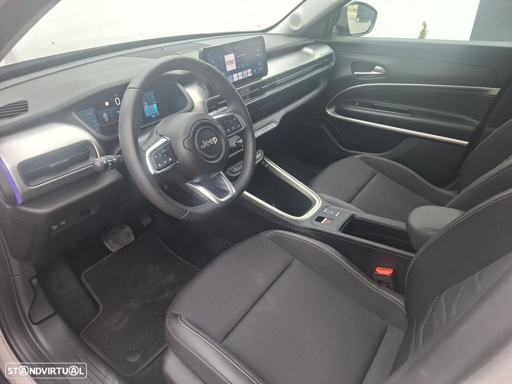 Jeep Avenger 54 kWh Altitude - 22