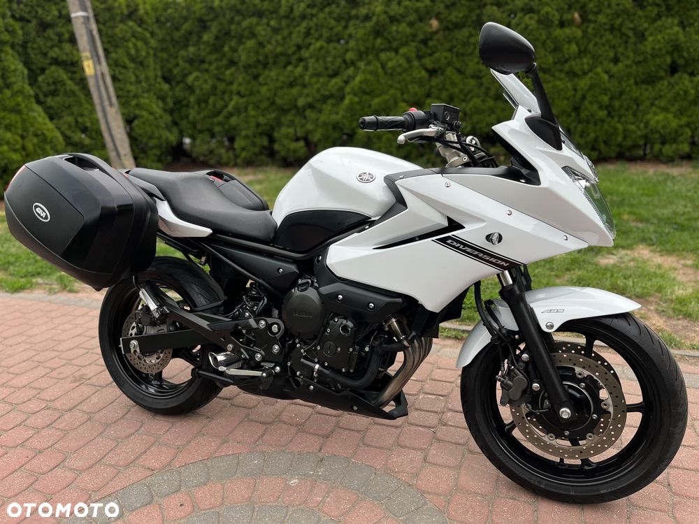 Yamaha XJ - 3