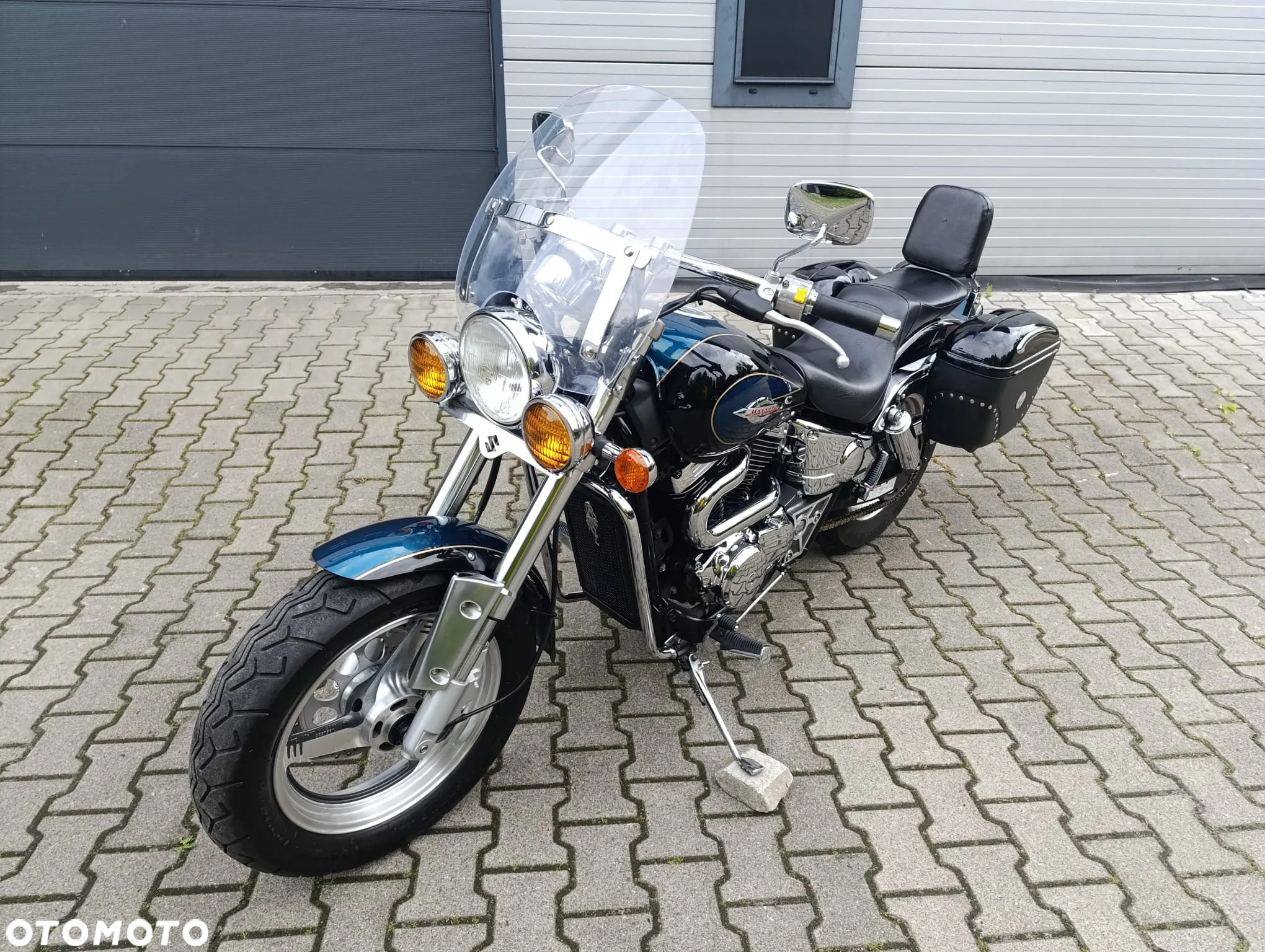 Suzuki Marauder - 11