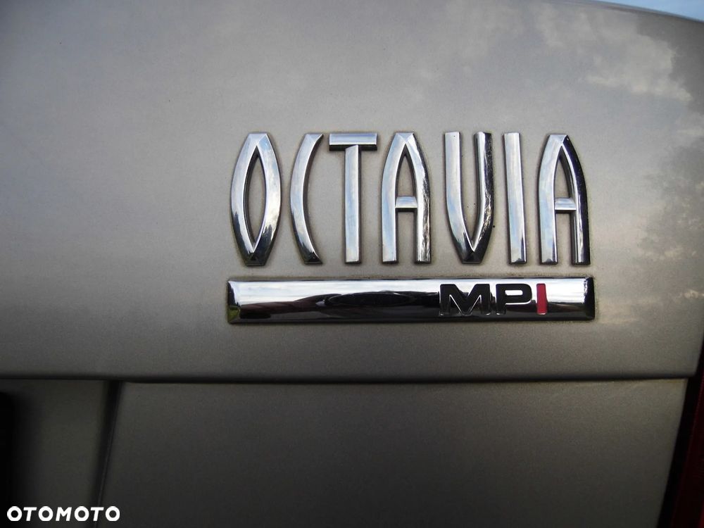 Skoda Octavia 1.6 Team Edition - 17